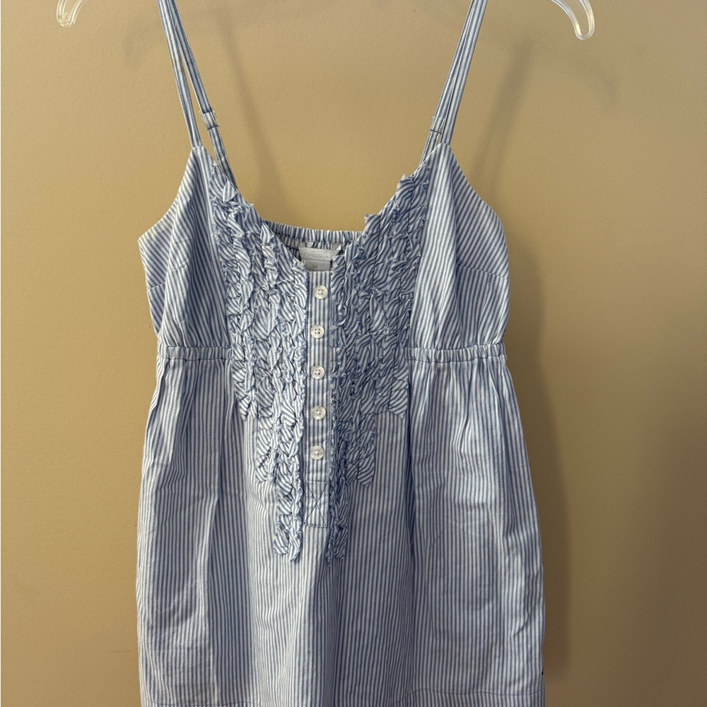Gently used and still lots of life left in this O’Neill Tank Top!